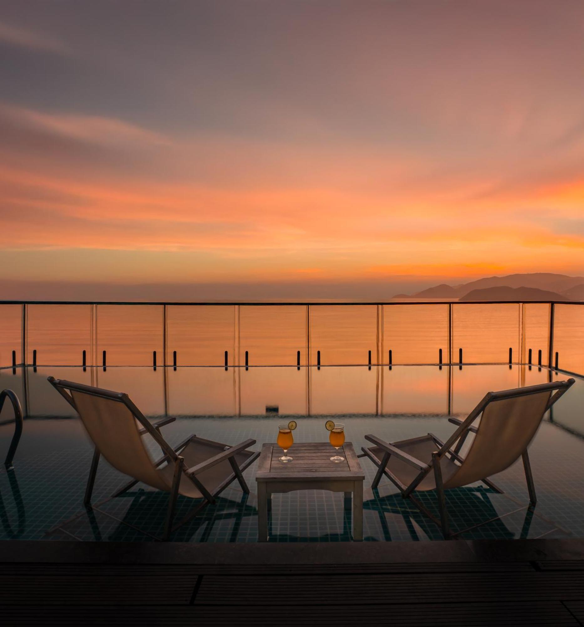 V Hotel Nha Trang Extérieur photo
