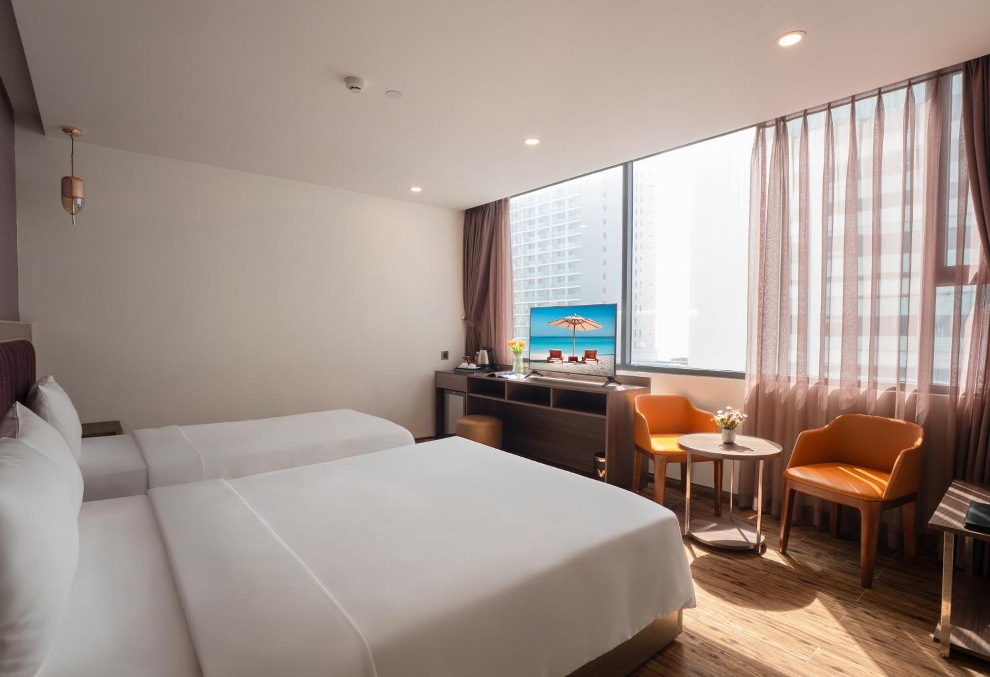V Hotel Nha Trang Extérieur photo